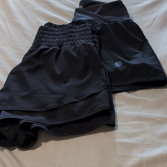 NWOT Aerie and Aero 2 Shorts S - Picture 1 of 13